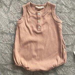 Gender neutral sleeveless ribbed onesie